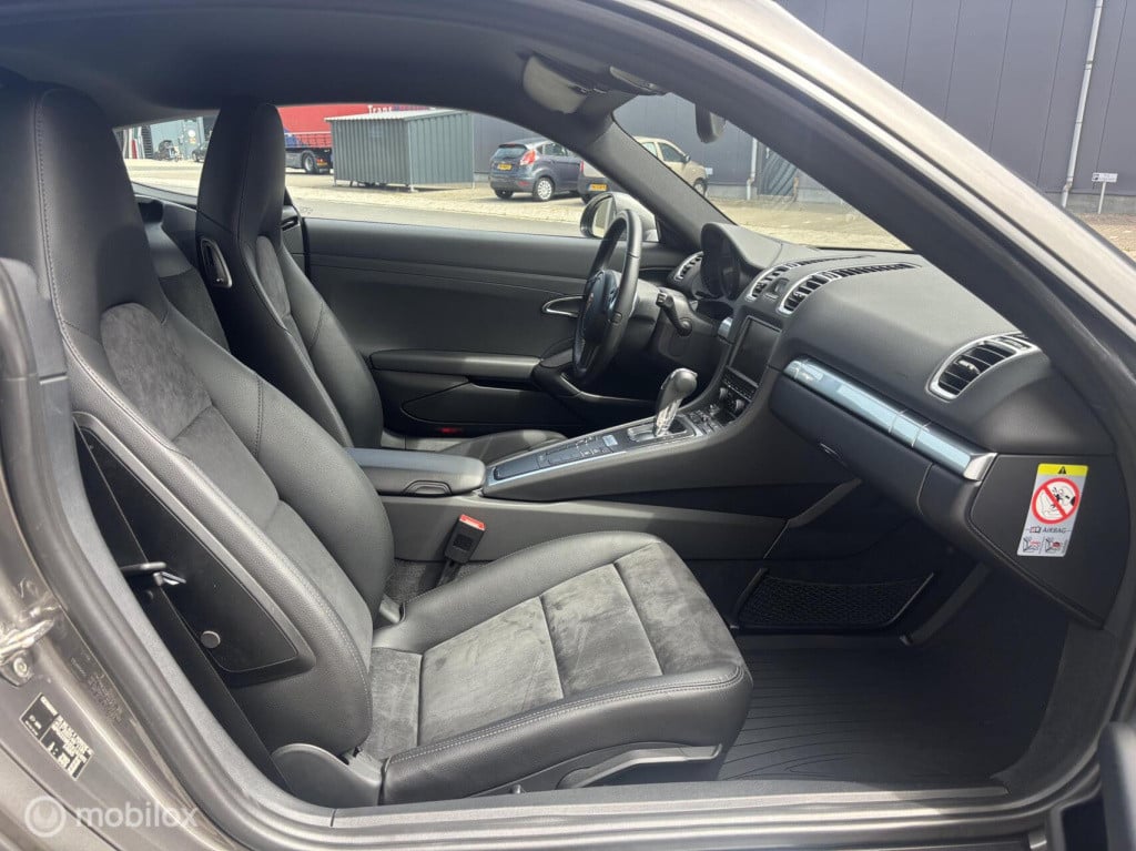 Porsche Cayman 2.7 pdk