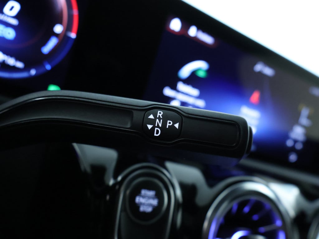 Mercedes-Benz Cla 250 e amg plug-in hybride | amg line | night pakket | pan