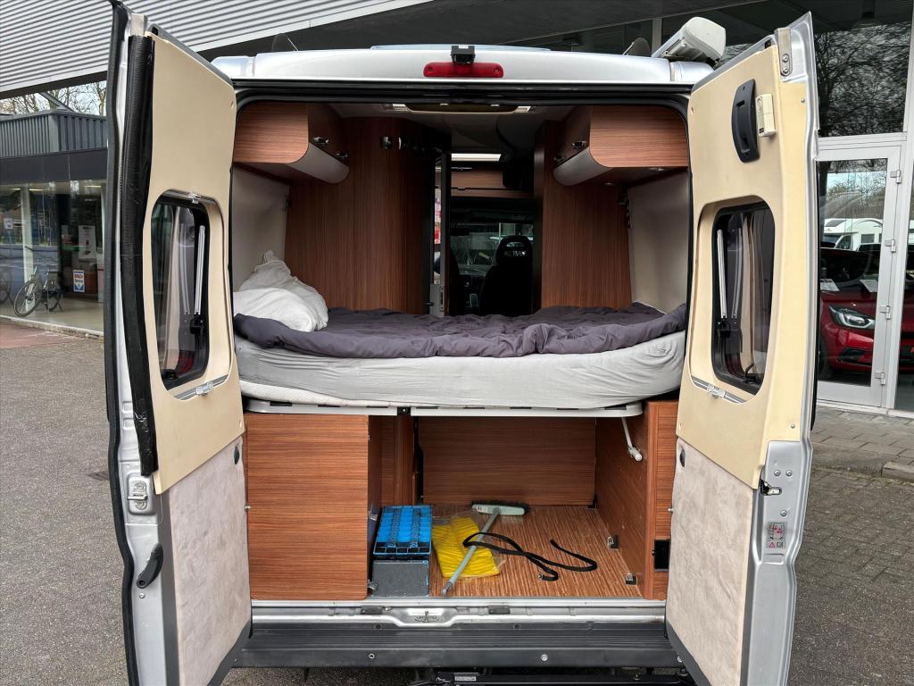 Adria Onbekend twin 2.3 d 600 sp buscamper| luifel| keuken|toilet