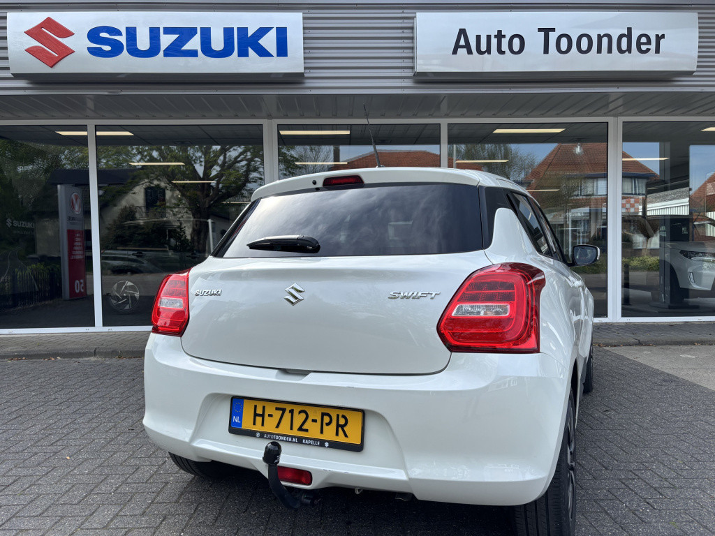 Suzuki Swift automaat stijl 1.2 / trekhaak