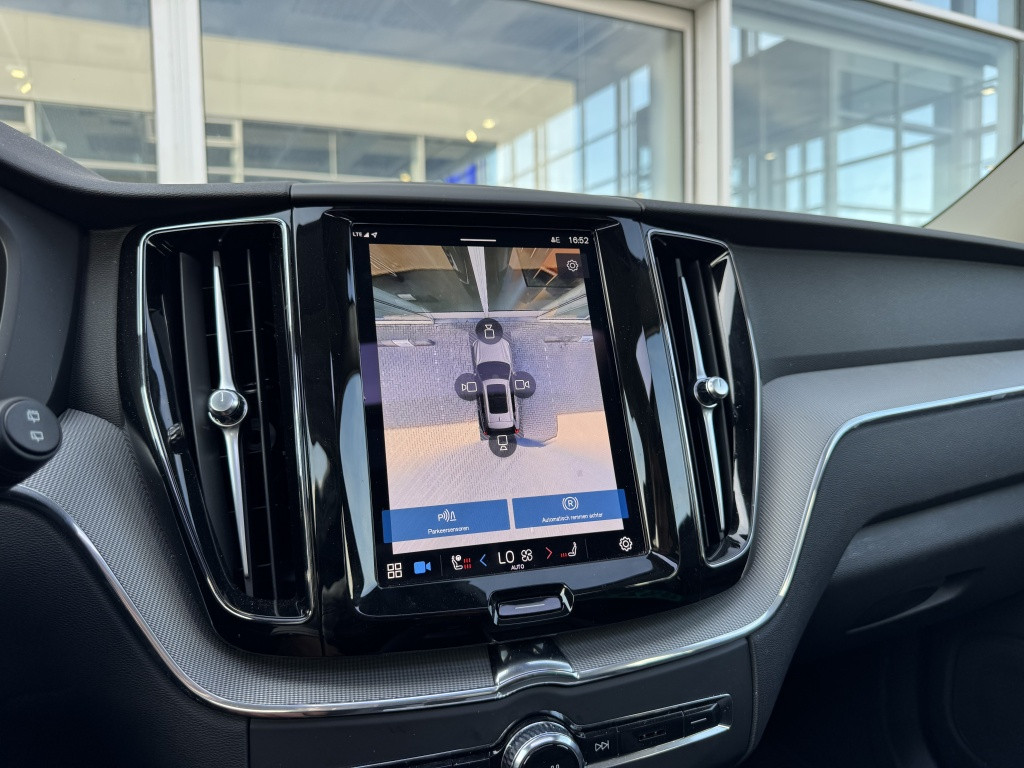 Volvo XC60 t6 398pk recharge plus dark| panodak| adap.cruise| trekhaak| 360