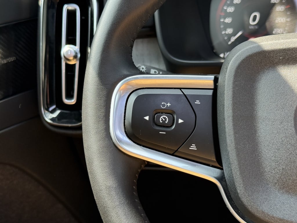 Volvo XC40 t5 262pk recharge inscription| panodak| adap.cruise| 360camera|