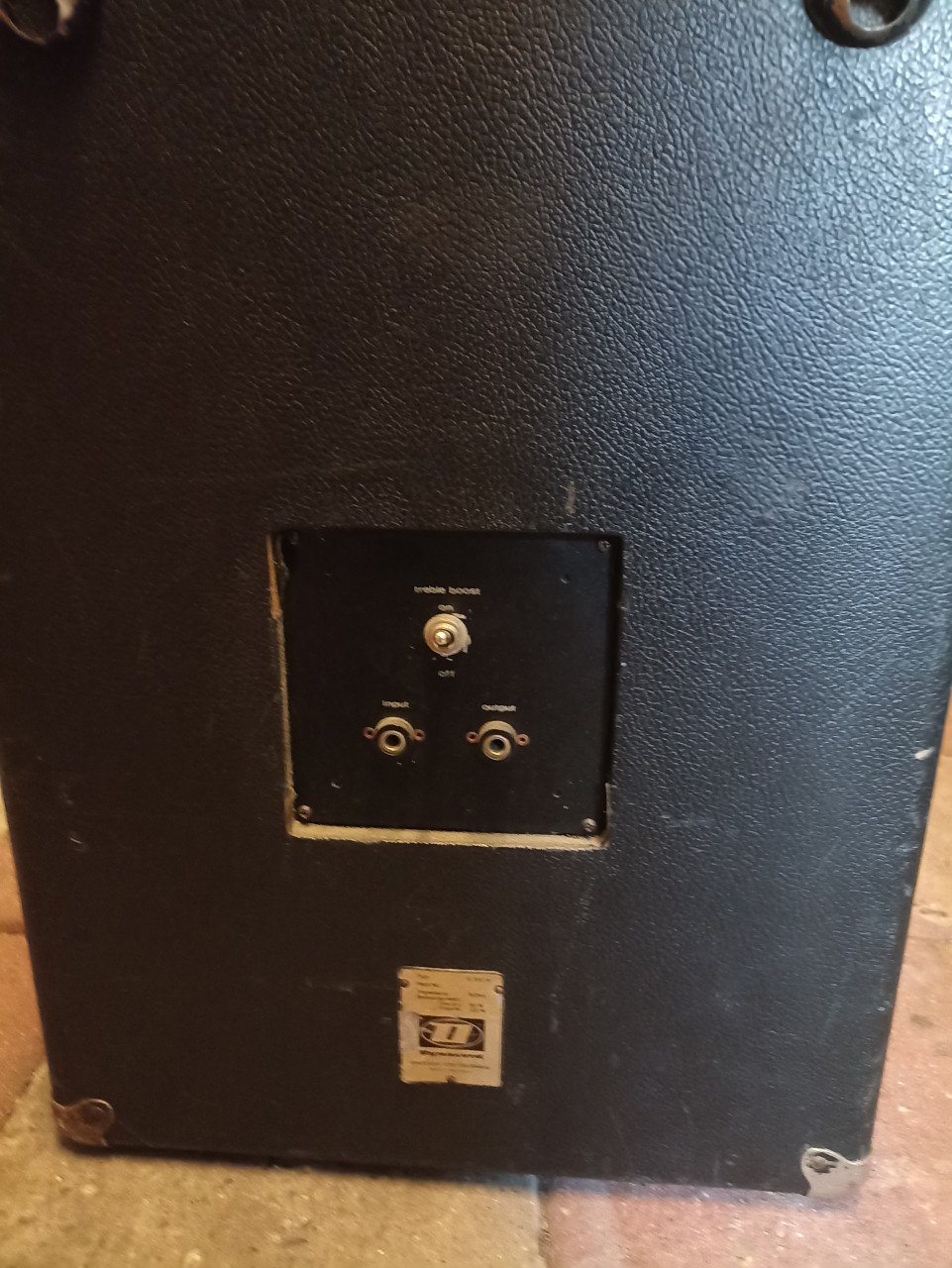 Dynacord D310 speakers