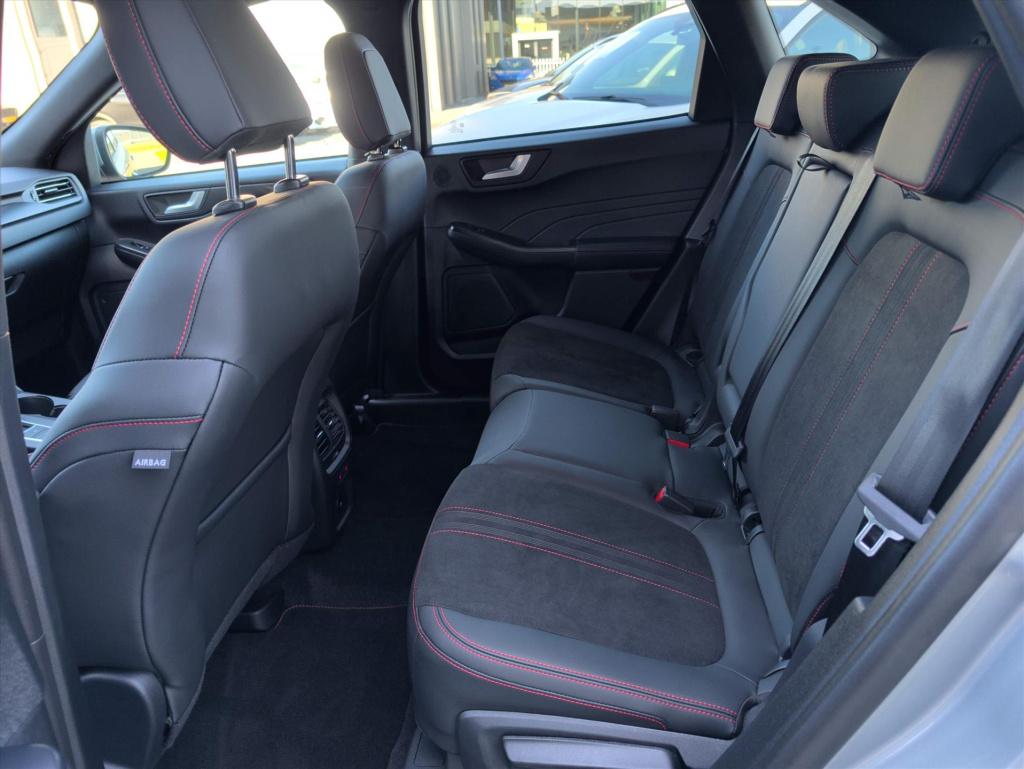 Ford Kuga 2.5 phev 243pk e-cvt st-line x | trekhaak | agr-stoelen | winterp