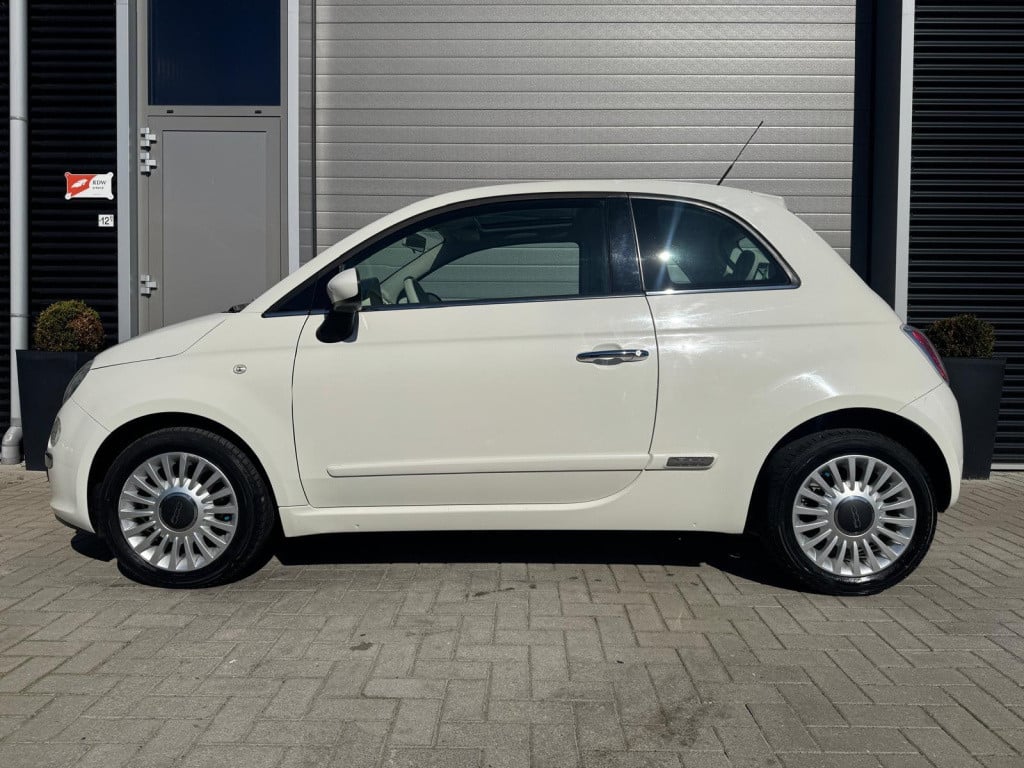Fiat 500 1.2 lounge/automaat/nap/apk/airco