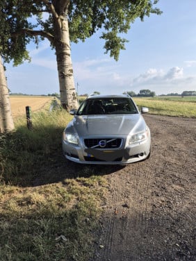 Te koop prachtige  Volvo V70 R-Design Station wagon