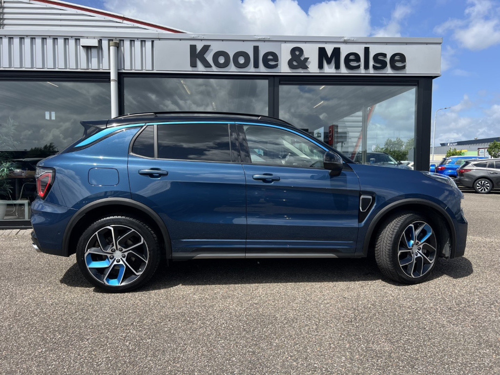 Lynk & Co 01 1.5 261pk plug in hybrid , trekhaak , pano dak , 360gr camera