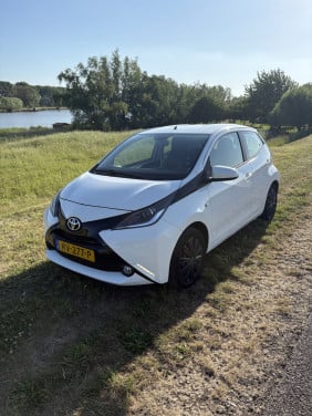 Toyota Aygo 1.0 VVT-i X-play