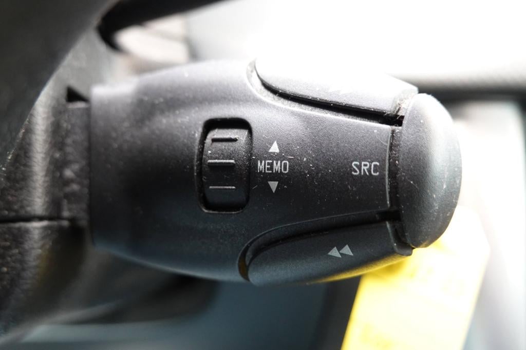 Peugeot 207 1.6 vti xs