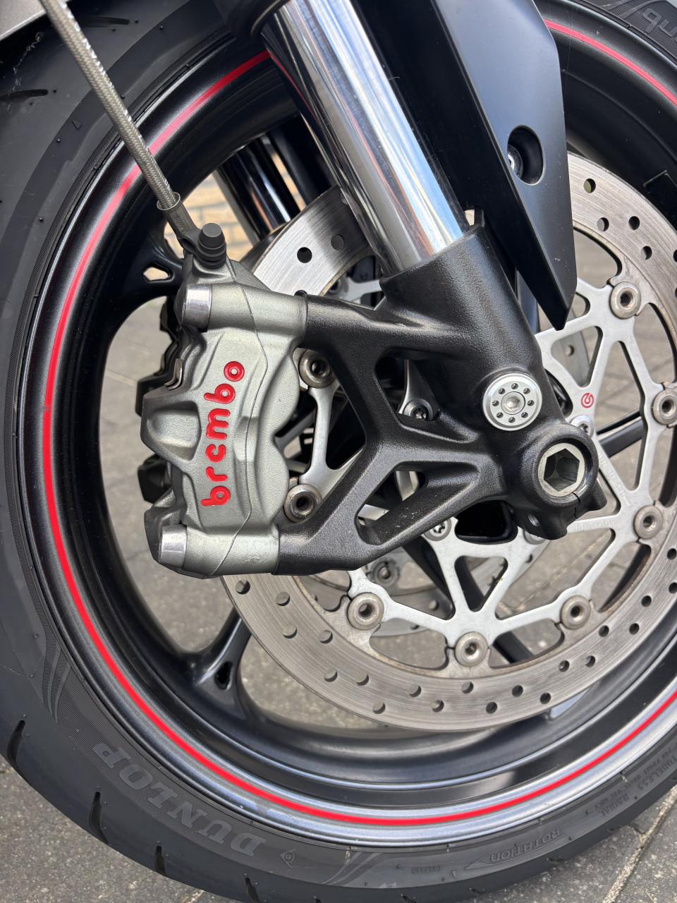 Triumph Street Triple 765 RS Matt silver (2018/10.000 KM)