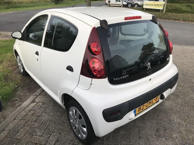 Peugeot 107 1.0 airco | 5-deurs | facelift | nap | 2e eigenaar etc.