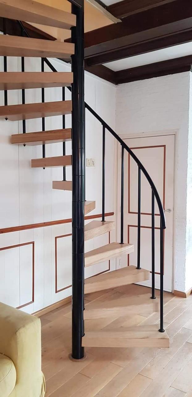 Stalen spiltrap - wenteltrap op maat – Al meer dan 40 Jaar vakmanschap