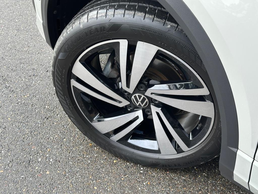 Volkswagen T-roc 1.5 tsi 150pk dsg r-line | camera | keyless | elek. achter