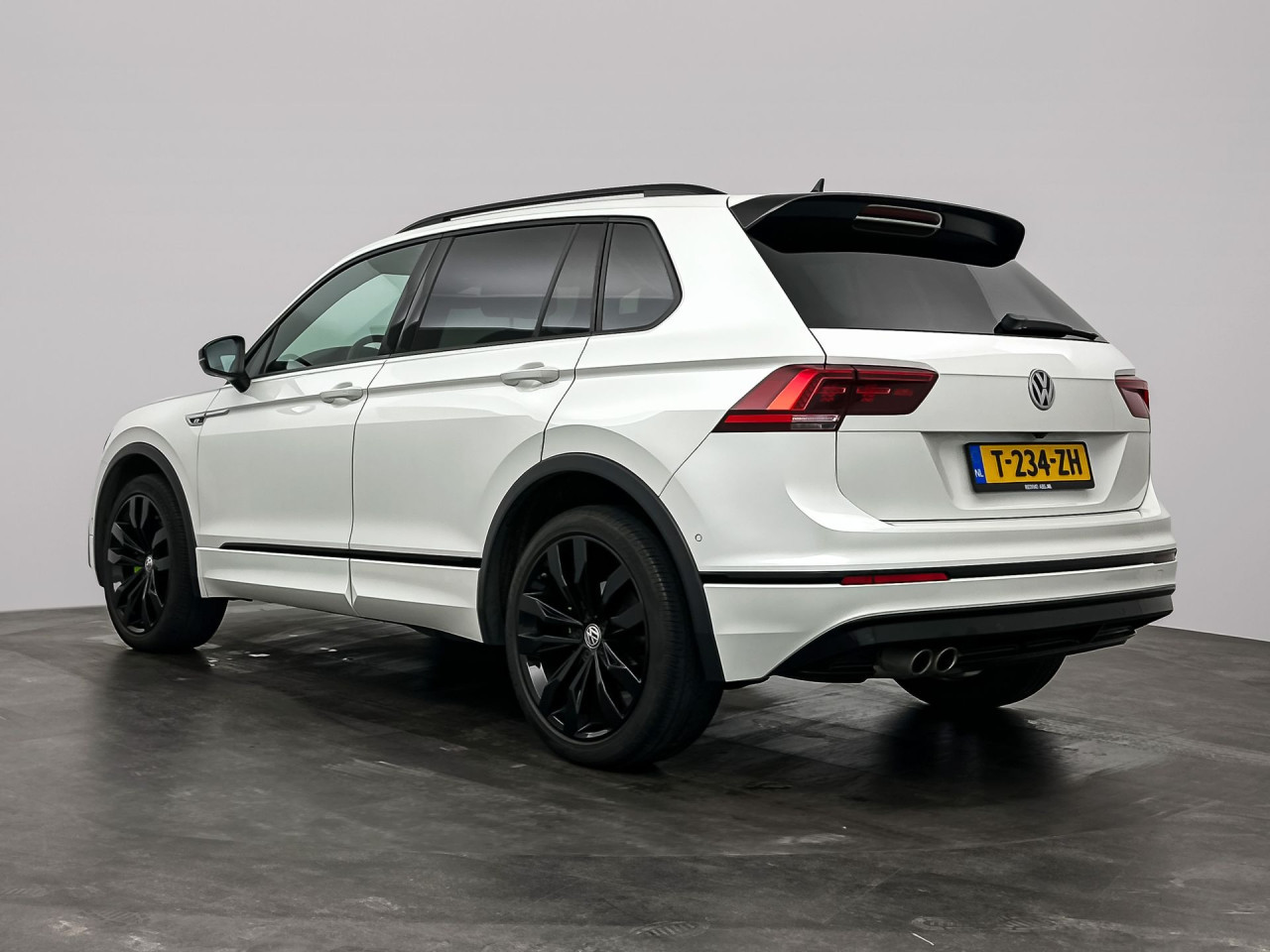 Volkswagen Tiguan 2.0 TSI 4Motion R-Line Black Style