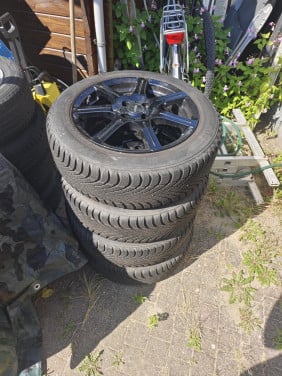 Originele Mini velgen 16" 4x100 Pirelli banden