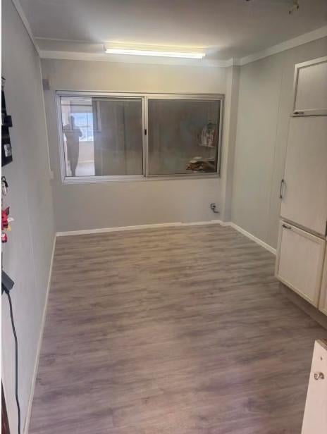 Nette keet / kantoorunit / schaftruimte / noodwoning