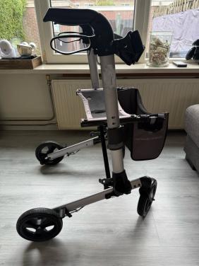 Te koop Wheelz.ahead rollator Licht, stijlvol en comfortabel
