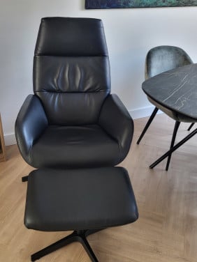 MONTEL ERGO Fauteuil + Voetenbank, Leren bekleding