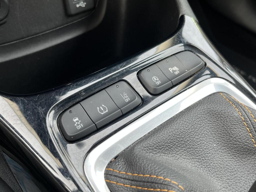 Opel Crossland X 1.2 turbo innovation | climate control | cruise control | 