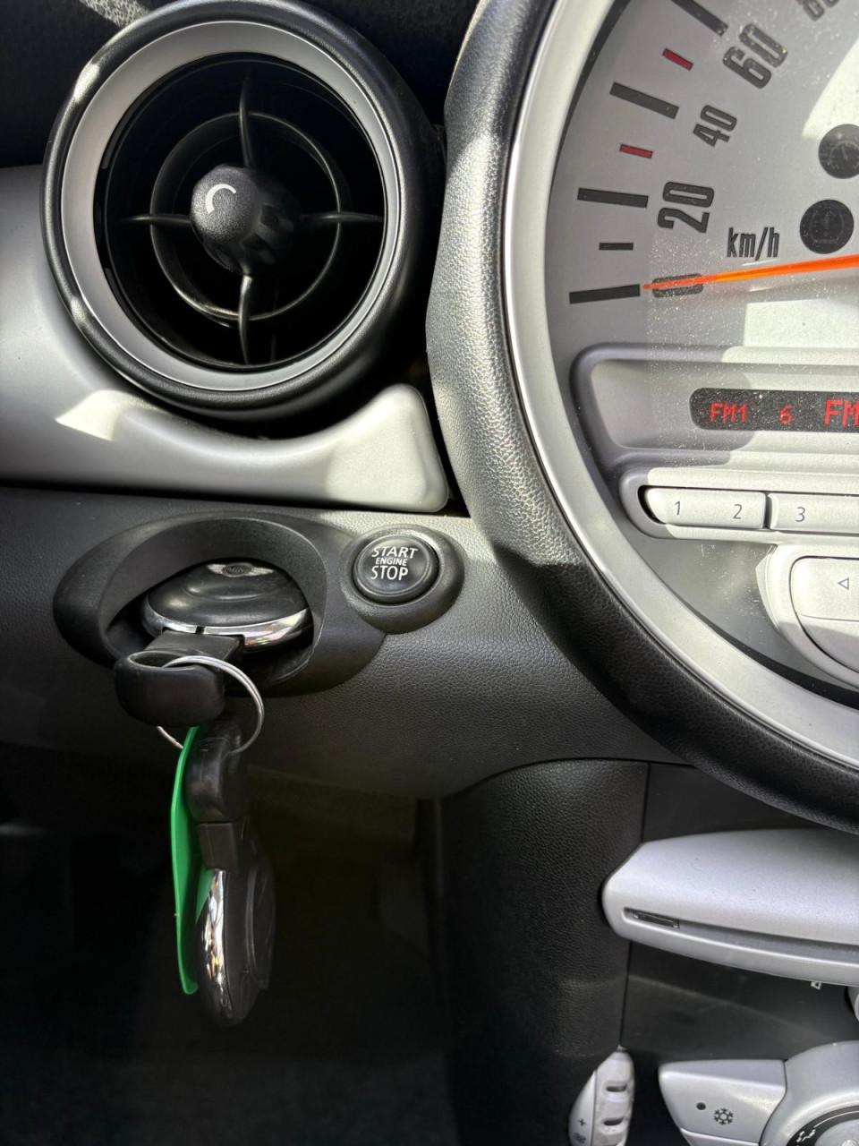 Prachtige Mini One*2010*Pano*Airco*157000km