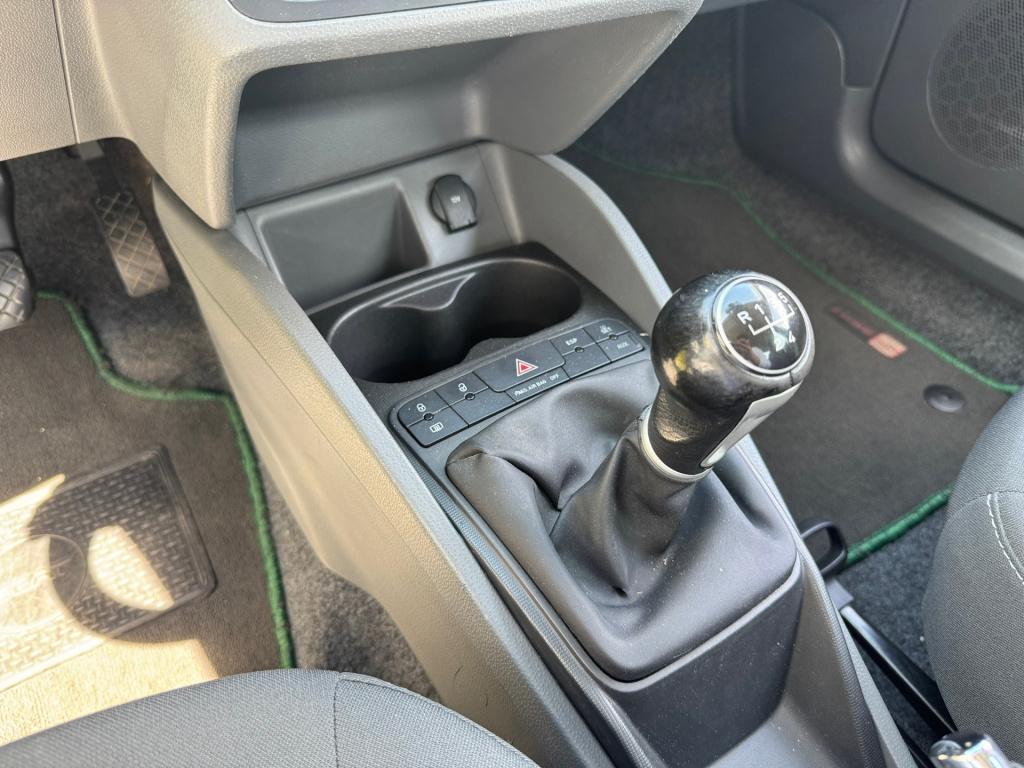 Seat Ibiza 1.4 stylance * carplay * airco * nieuwe apk * pdc