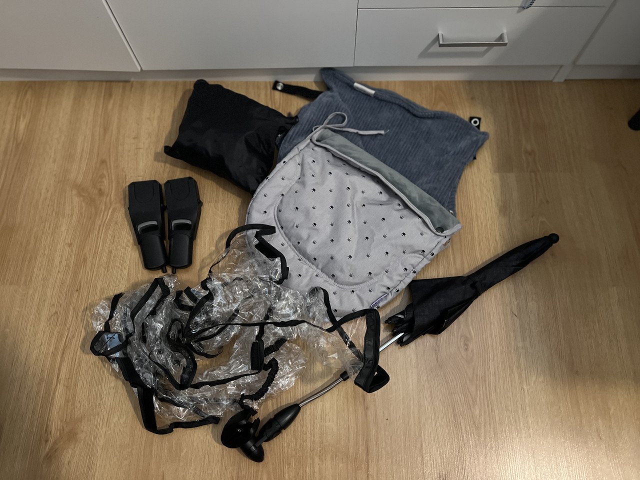 Maxi Cosi Zelia kinderwagen + reiswieg 2 in 1 + Cabriofix compleet set