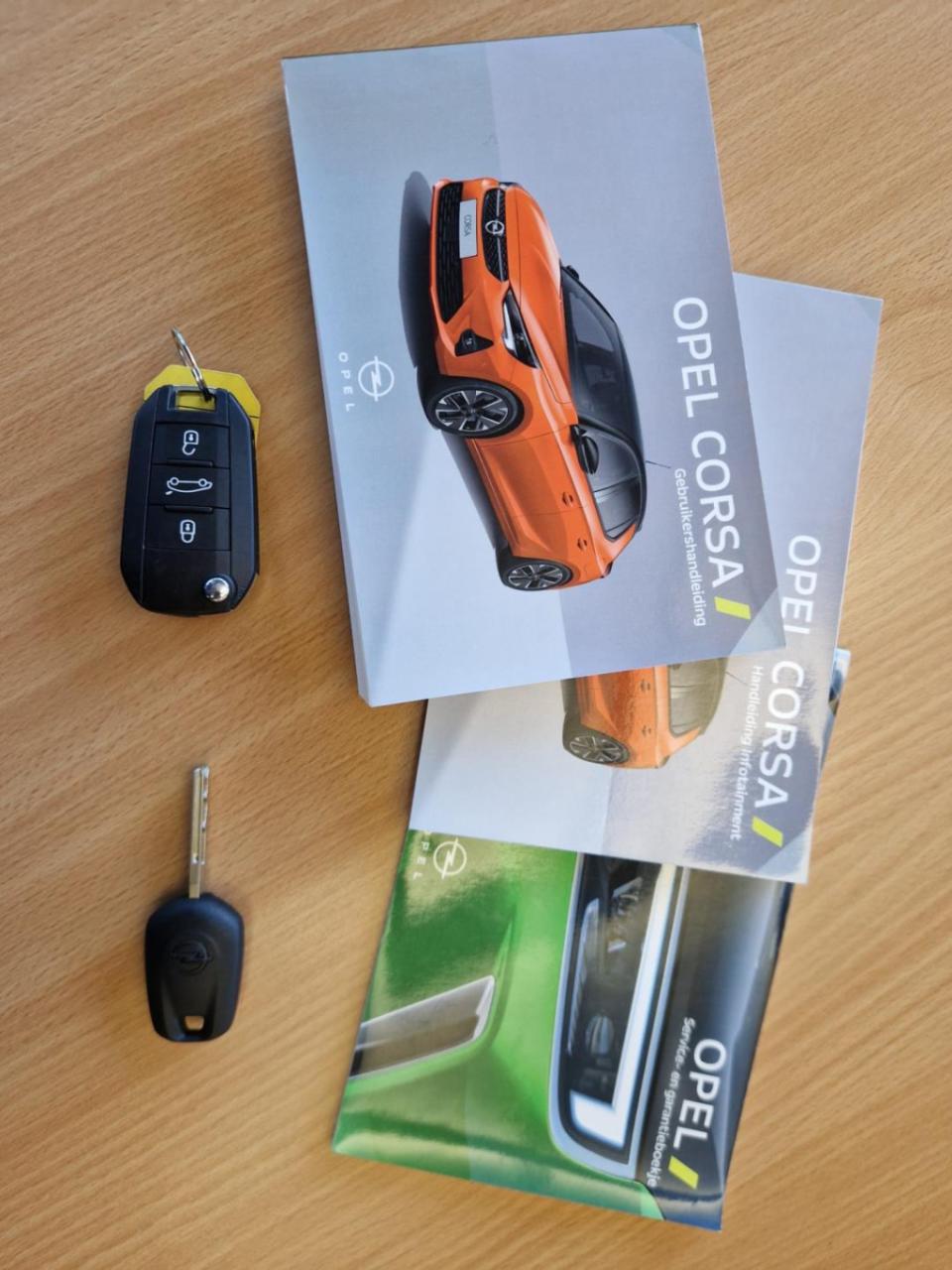 Opel Corsa 1.2 elegance | cruise control | camera | carplay | pdc | ecc | h