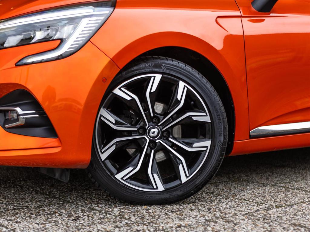 Renault Clio 1.0 tce 90pk intens automaat | navigatie | 360 camera | park. 