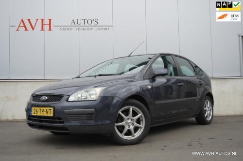 Ford Focus 1.6-16v trend automaat