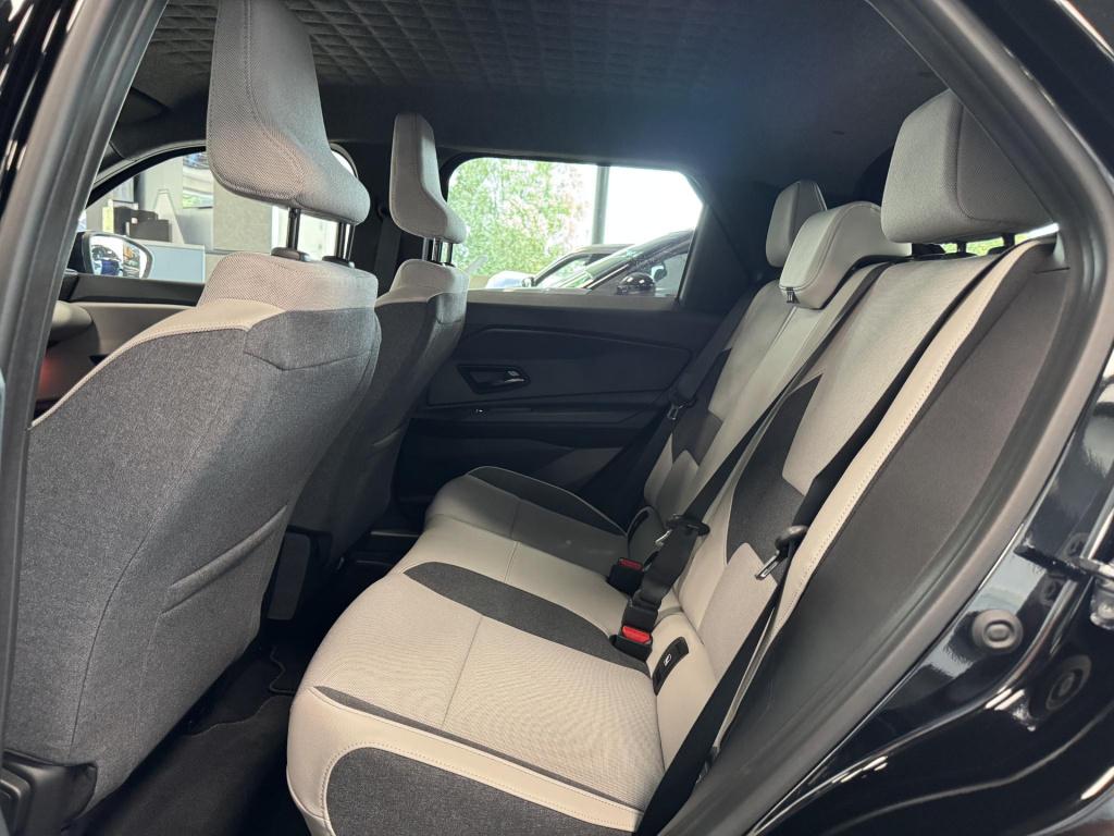 Nissan Micra advance 52 kwh chill interieur