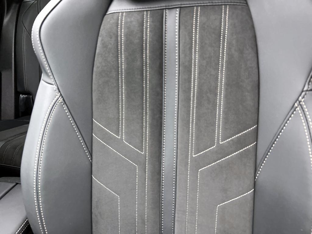 Peugeot 3008 hybrid 225pk automaat gt | rijklaar | panoramadak | el. achter