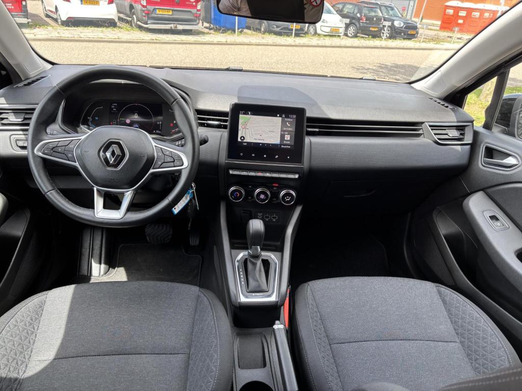 Renault Clio 1.6 e-tech hybrid 140 zen easy link pack