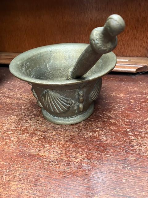 Antieke Spaanse vijzel uit Santiago de Compostela