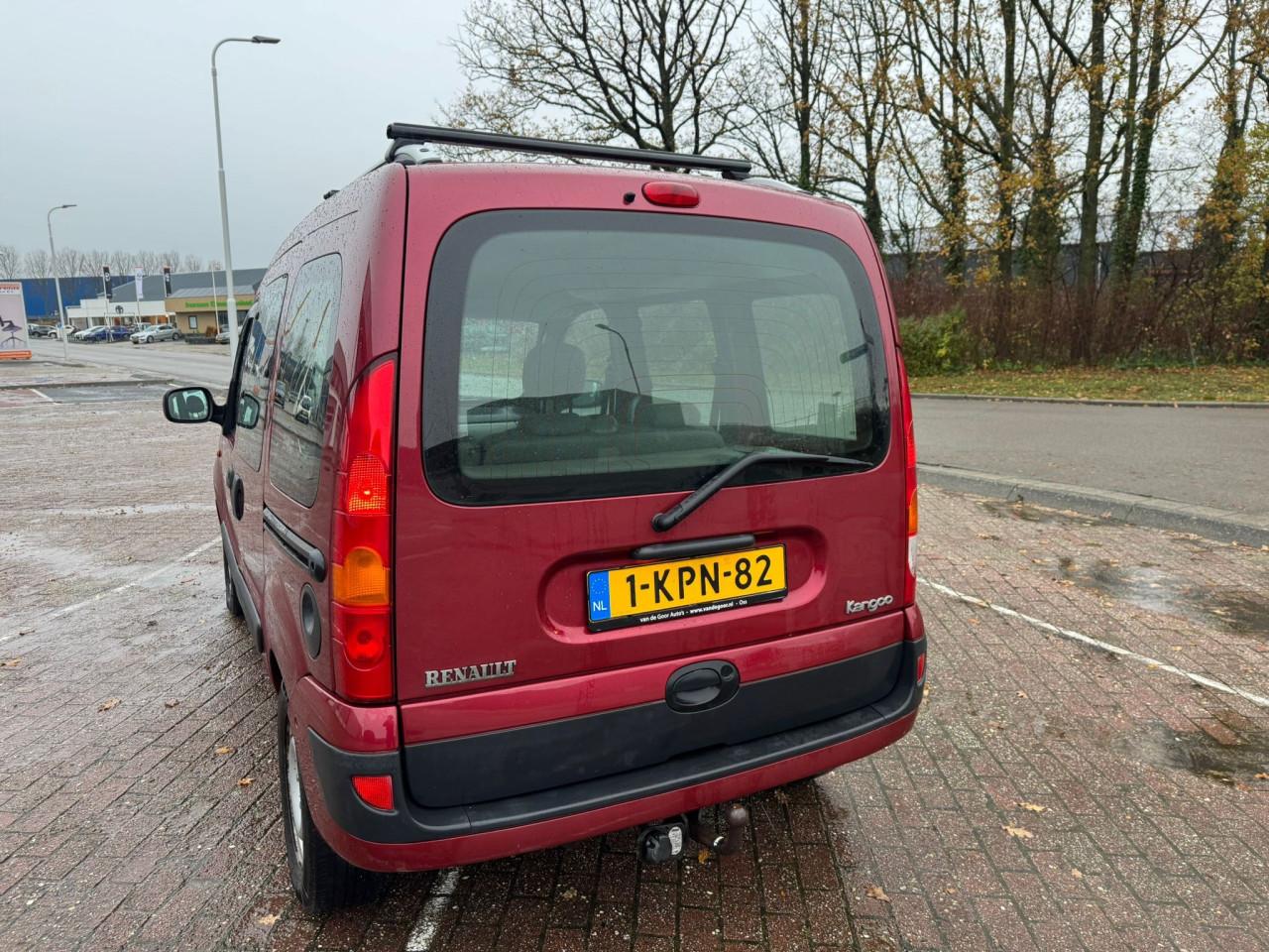 Renault kangoo bj 2005  automaat  1950 euro