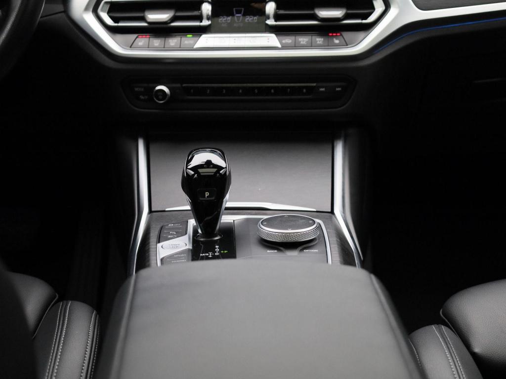 BMW 3-serie touring 320e business edition plus | automaat | lmv | navigatie