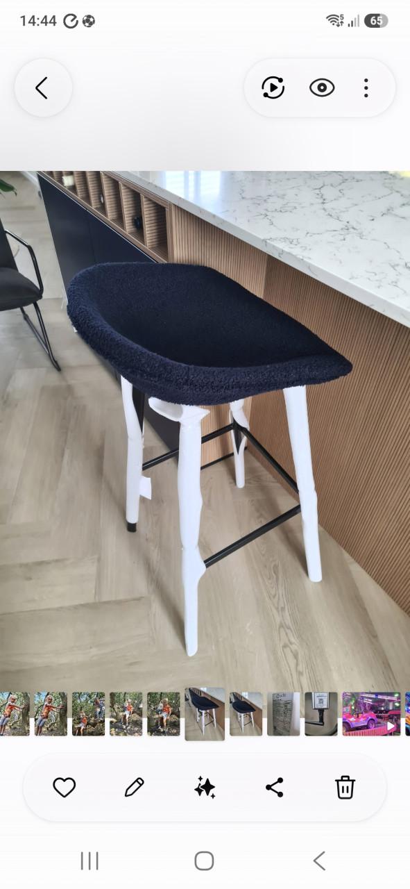 3 stuks nieuwe barkrukken