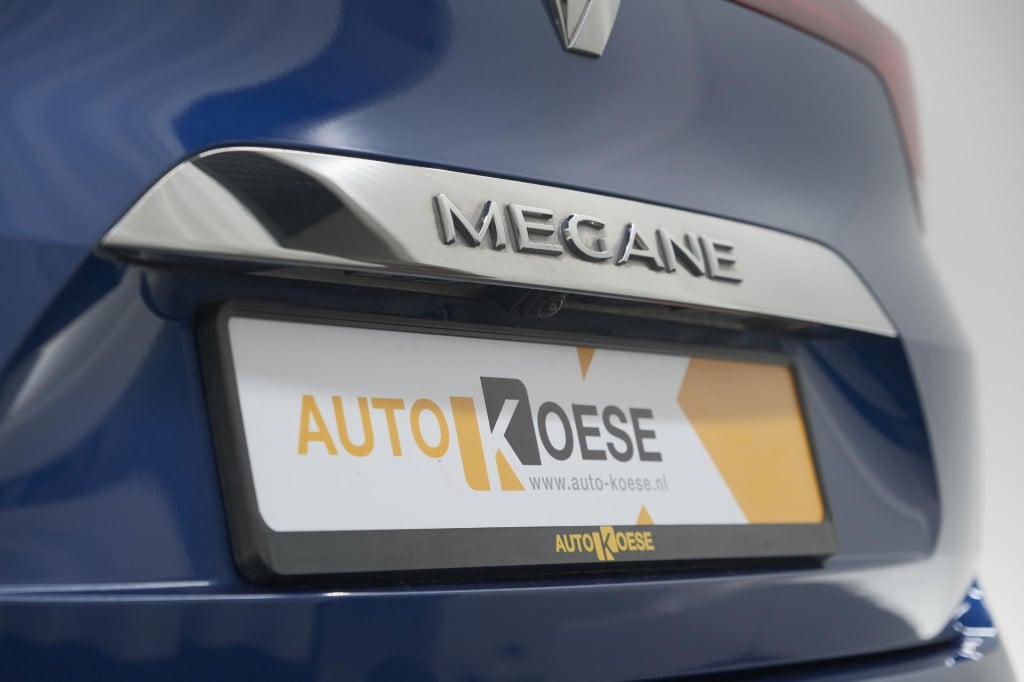 Renault Megane tce 140 edc techno | trekhaak | camera | navigatie | 9.3 inc