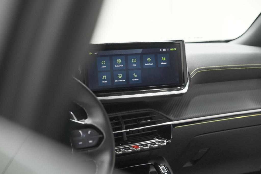 Peugeot 2008 puretech 130 eat8 gt | camera | apple carplay | parkeersensore