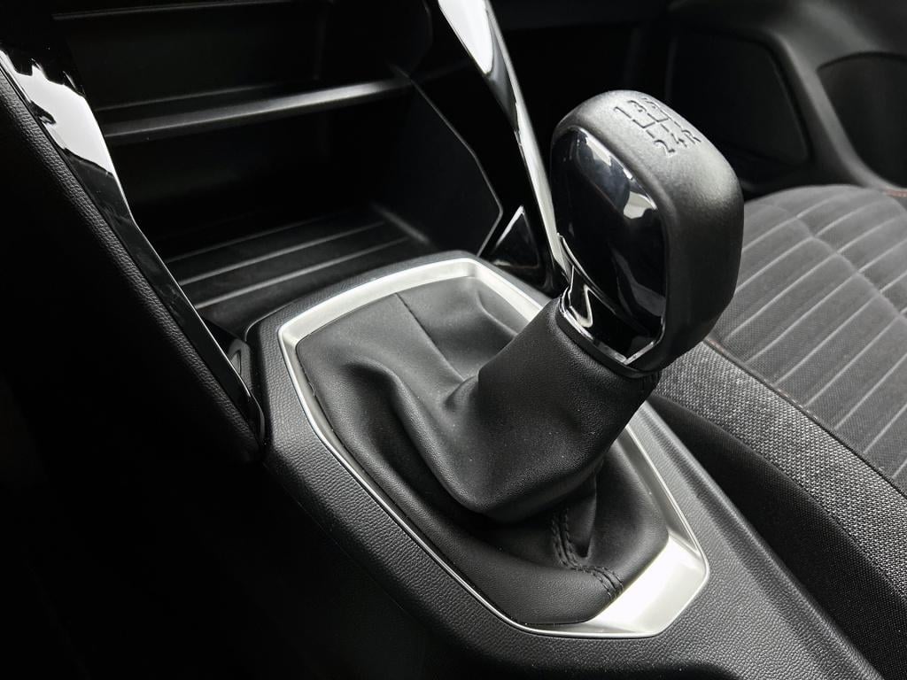 Peugeot 208 75 pk active pack | rijklaar | trekhaak | navigatie | parkeerse