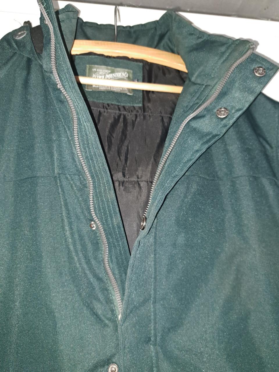 Mooie winterjas Petrol Industries maat L