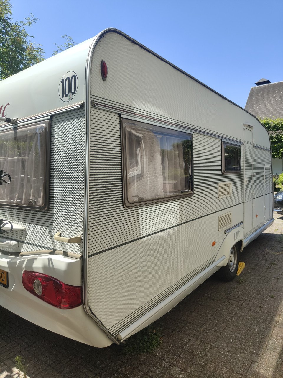 Caravan LMC