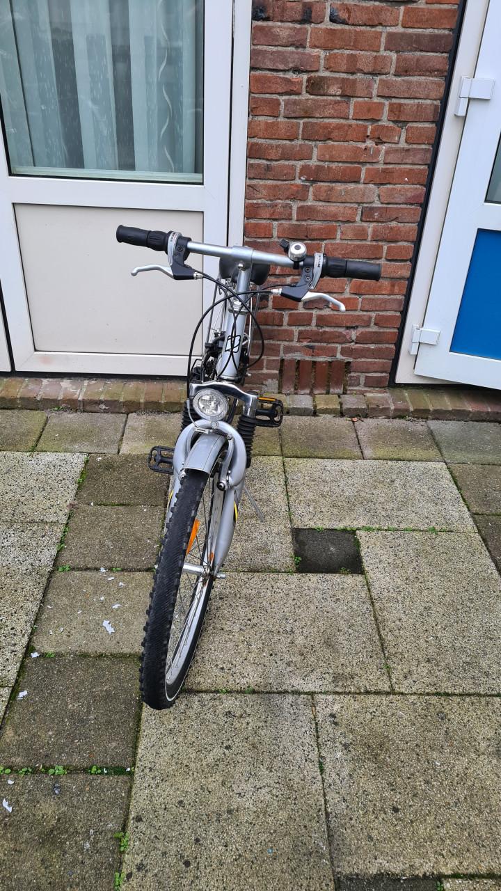 In zeer goed staat jongens fiets- 24inch-9tot 13jaar