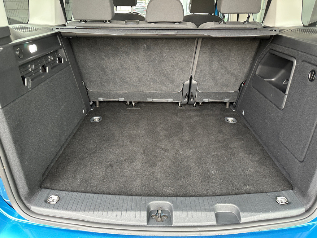 Volkswagen Caddy 1.5 tsi dsg life 5-persoons | led | camera | navi | rijkla