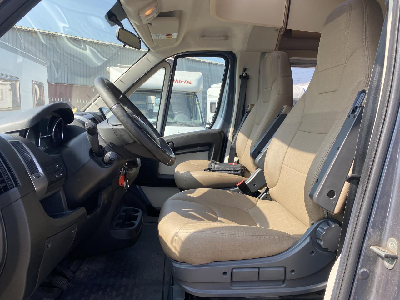 Fiat | Burstner BT 6641 - Half-integraal camper met nieuwe bekleding!