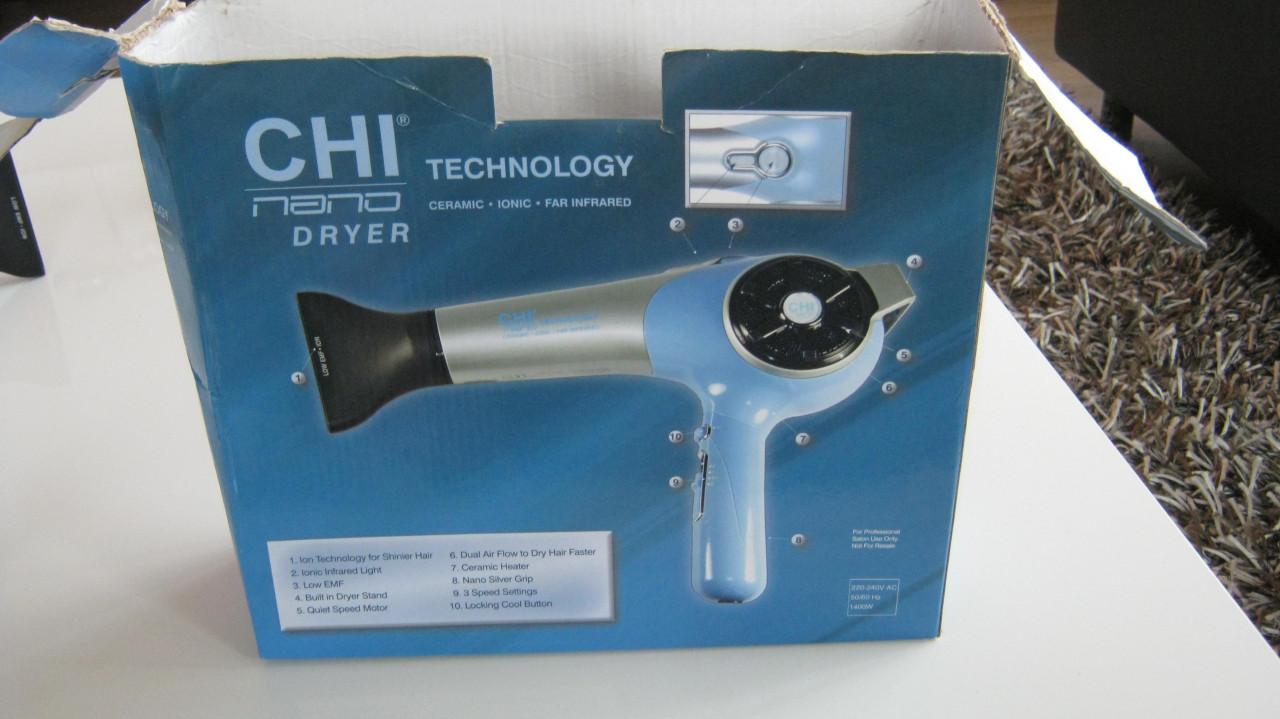 NIEUW FHON  CHI NANO DRYER VAN 140 EURO VOOR 50 EURO