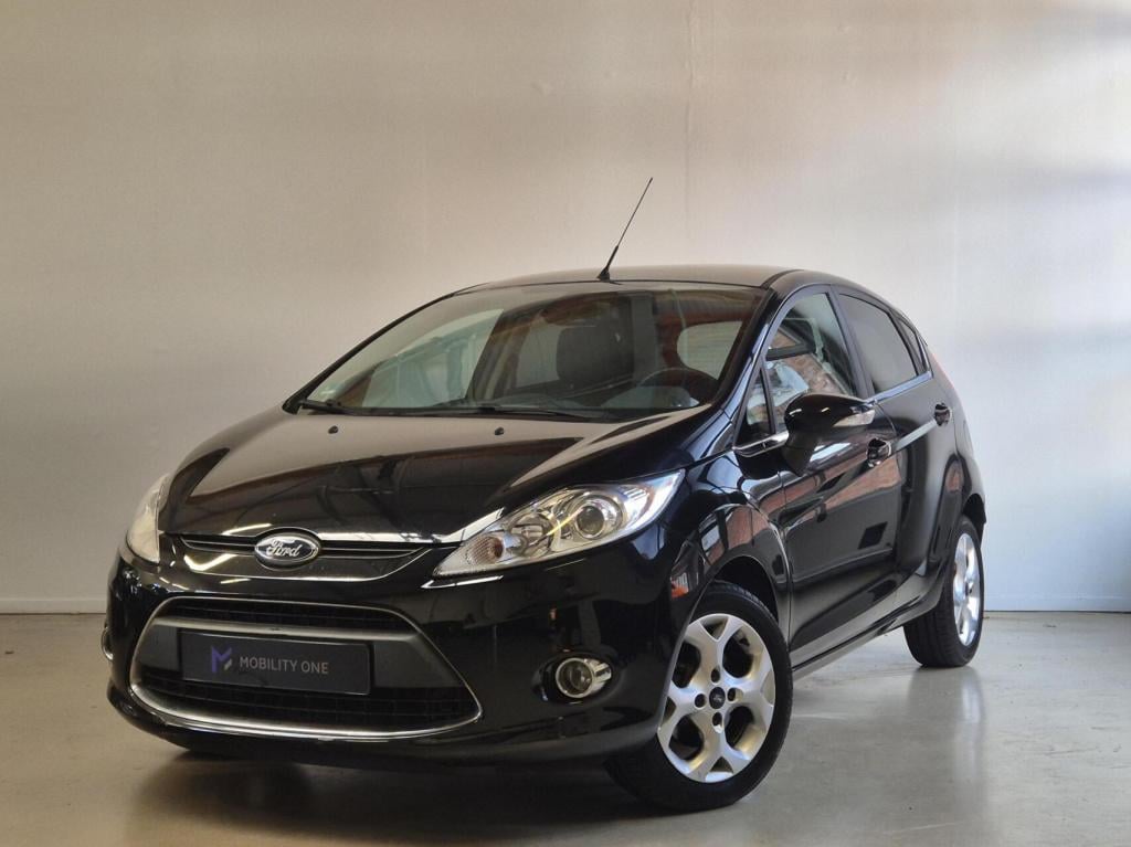 Ford Fiesta 1.4 titanium / automaat / nieuwe distriebutieriem