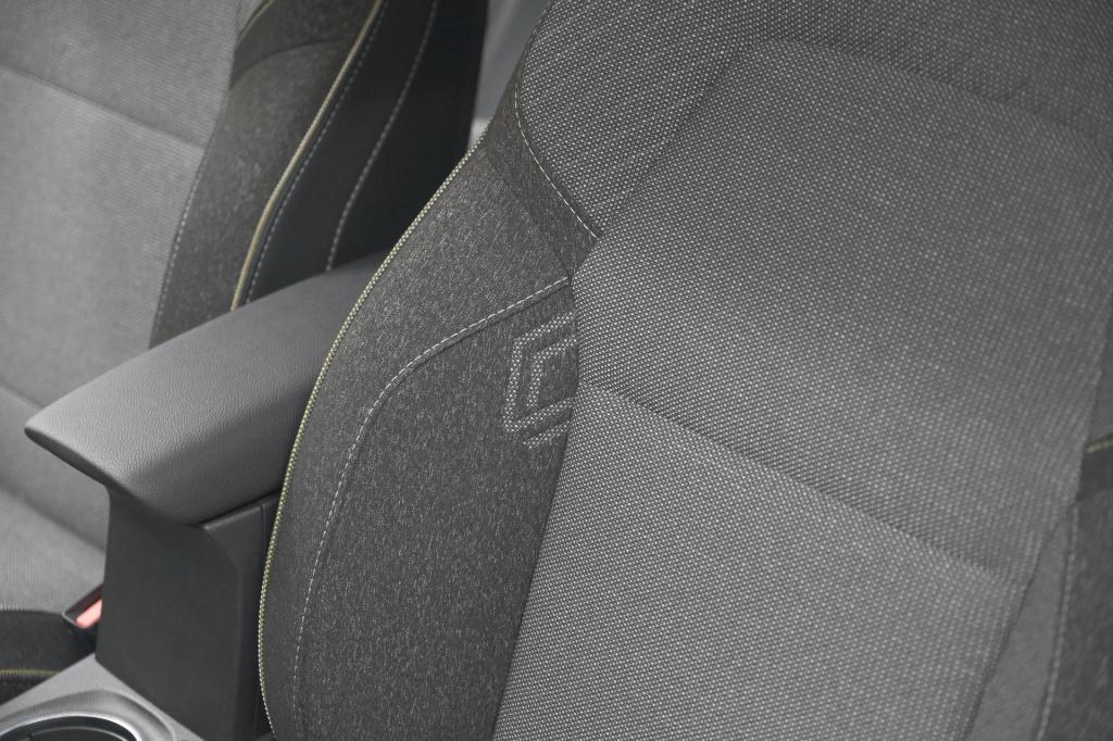 Renault Captur mild hybrid 160 edc techno | pack winter | camera | adaptiev