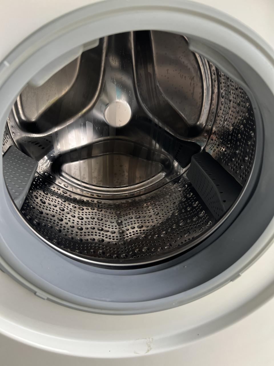 Bosch Wasmachine 7 kg. 1400 toren weinig gebruikt