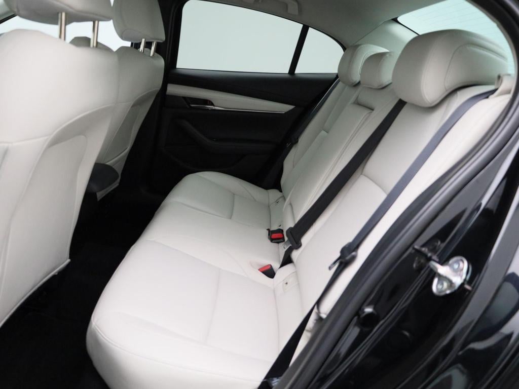 Mazda 3 2.0 e-skyactiv-x m hybrid 180 luxury | automaat | bose | stoel/stuu