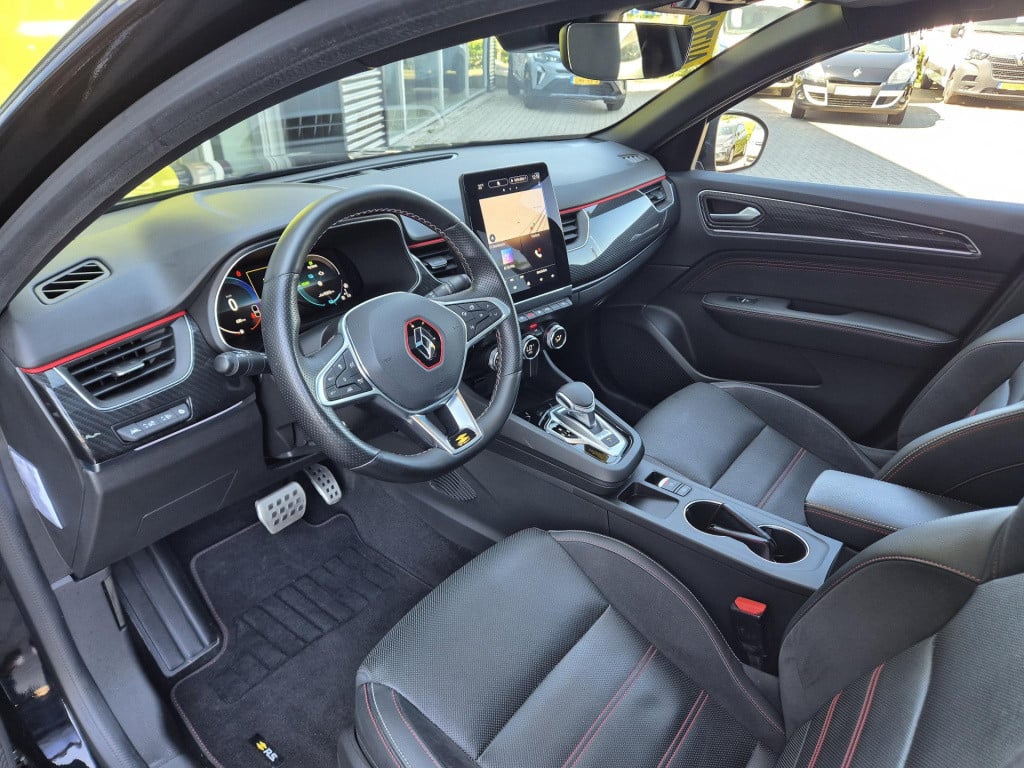 Renault Arkana 1.6 e-tech hybrid 145 r.s. line glazen panoramadak, adaptive